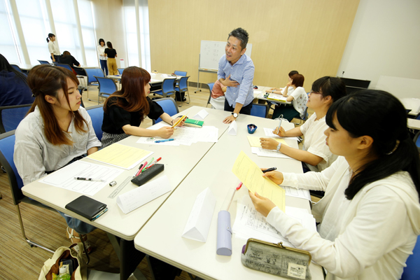 新しい自分の魅力を再発見し、就職活動にも役立つアピールシートが完成！