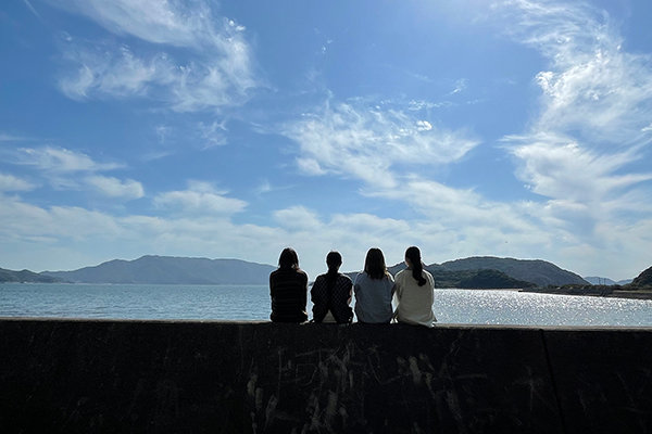 瀬戸内の多島美を眺める、こんな景色に憧れて参加した学生も