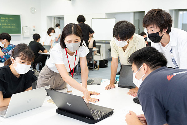 「町家通りみたいな空間って他にある？」「尾道が近いのでは」