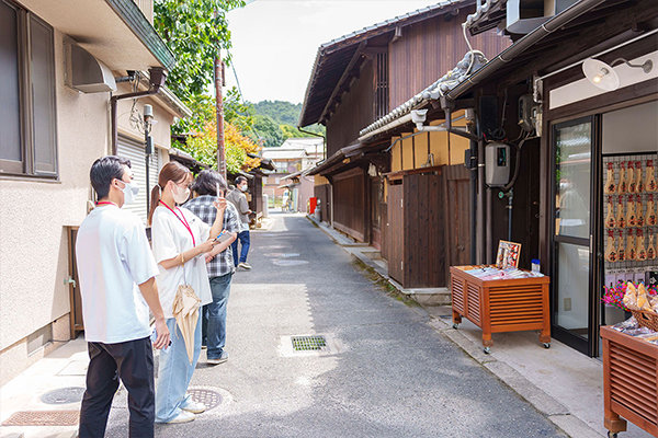 「観光」ではなく「日常生活に必要な店舗」などをマッピング