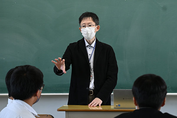 この日は機械システム工学科の桑野准教授も同席