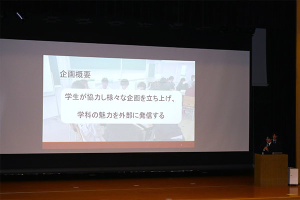 電気システム工学科の学生が「子どもたちに電気の面白さを伝えたい」と結成したHIT-ALPs。小・中・高校への出張教室や講演会などを企画する