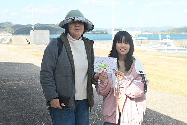 島には海水浴に来る立場さん。「この機会に海水浴場以外の島のスポットも訪れてみたかった」とスタンプラリーに参加