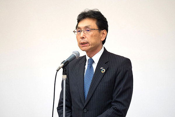 総会の開催にあたりHIT スクエア会長の長坂学長から挨拶