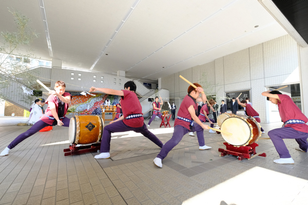 新年の幕開けにふさわしい力強い演奏を披露した鼓遊会