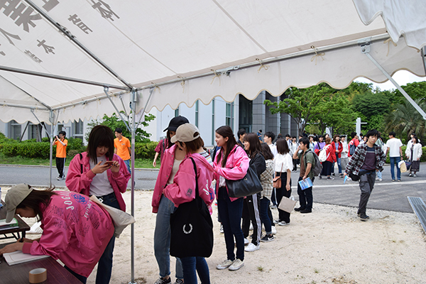 広島女学院大学や広島経済大学など、他大学の学生にもたくさん参加いただきました。