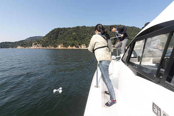 2番めの観測スポット、宮島沖で実験開始。